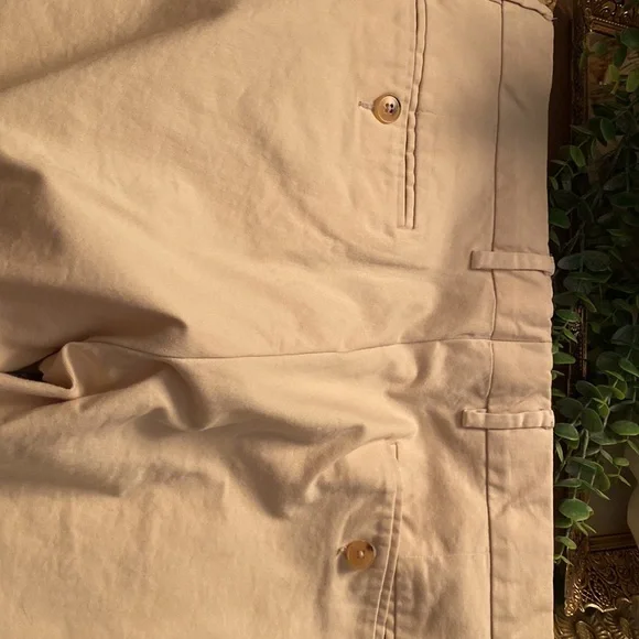 Gucci Khaki Flat Front Pants - Picture 2 of 6